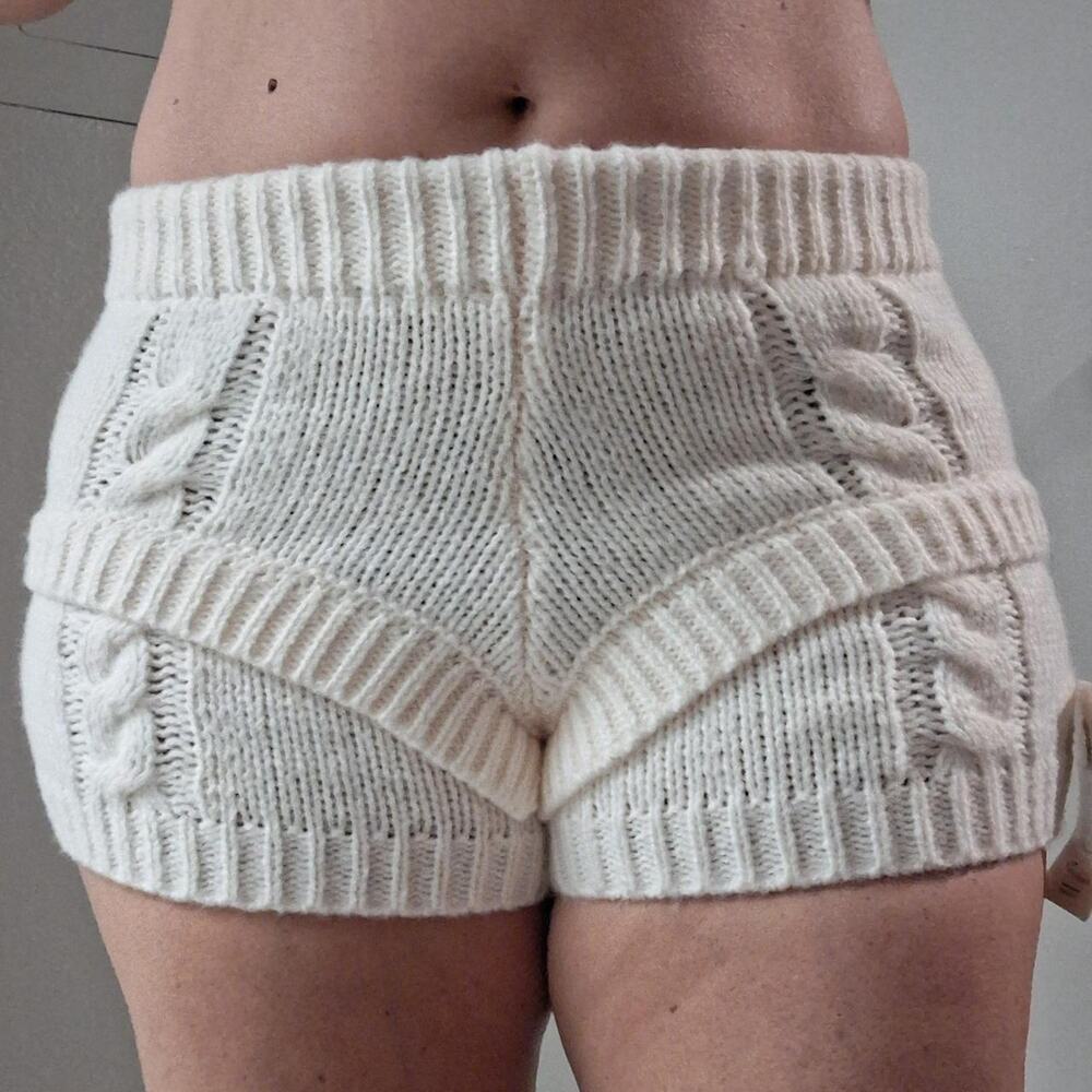 NWT Coquette Cable Knit Shorts ✨ High Waisted Cream Loungewear